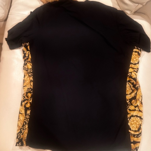 Versace Black Barocco Running Shirt - Picture 2 of 12